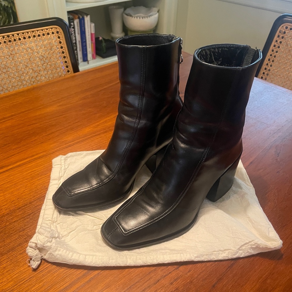 Aeyde Black Heeled Boots with Square Toe